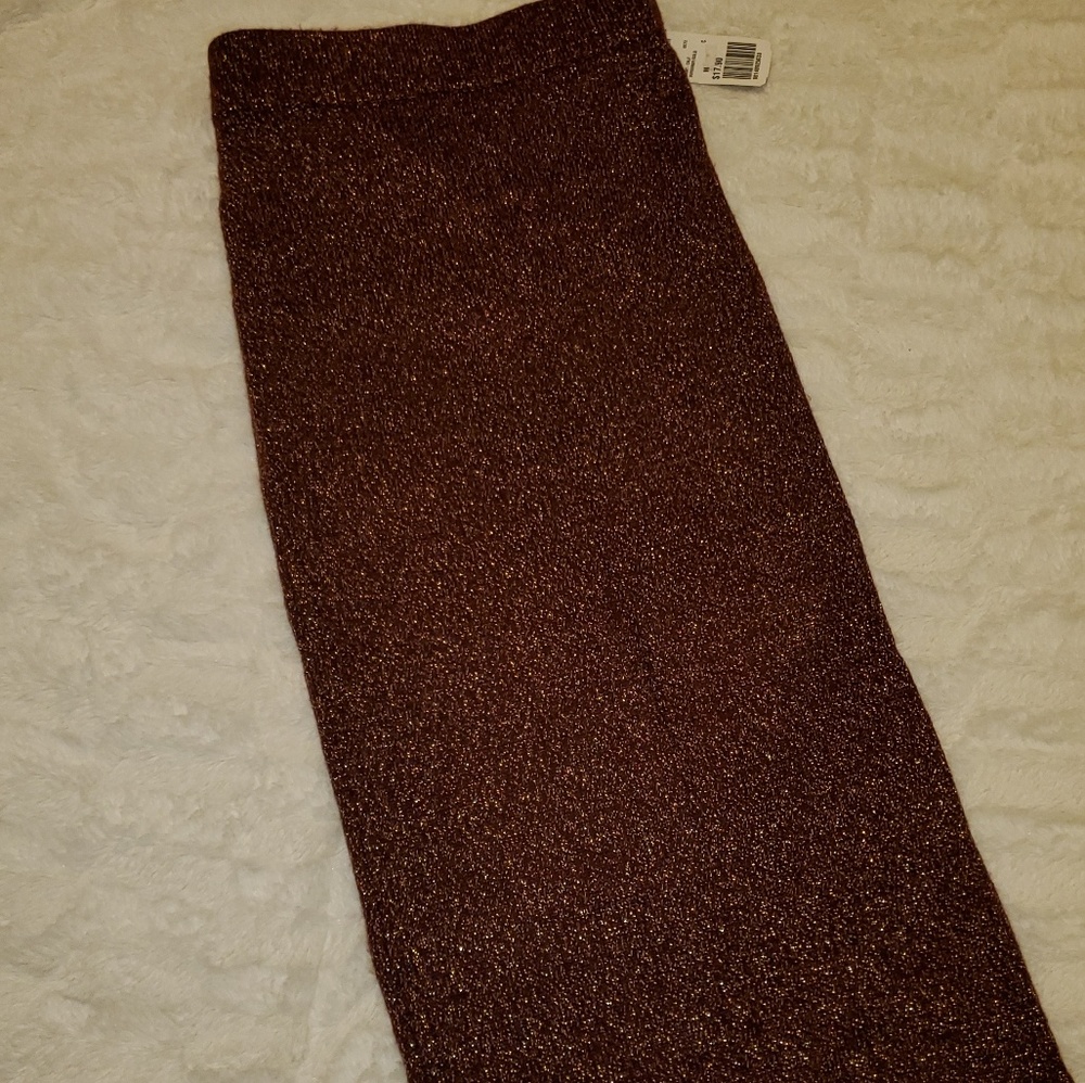 Burgyndy Gold Bodycon skirt